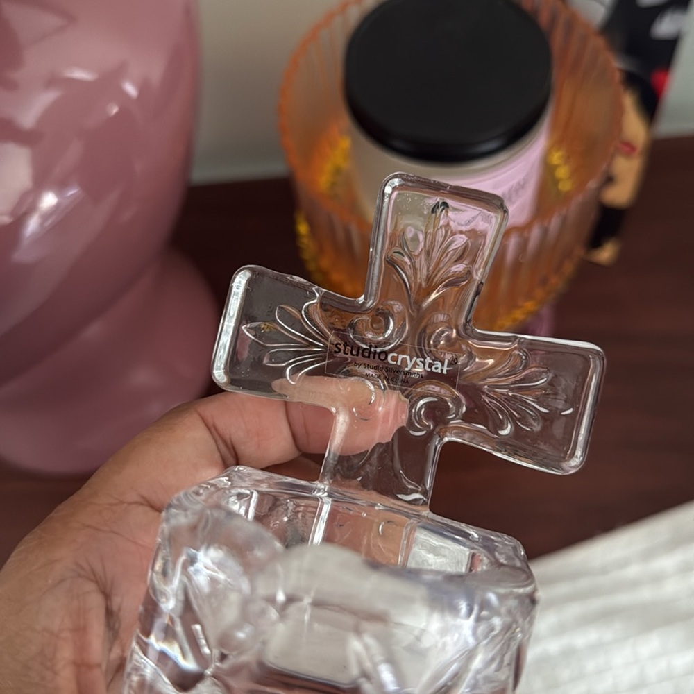 Studio C Clear Glass Cross Accent - Picture 3 of 5